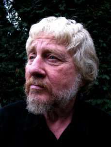 Portrait Dieter Crumbiegel