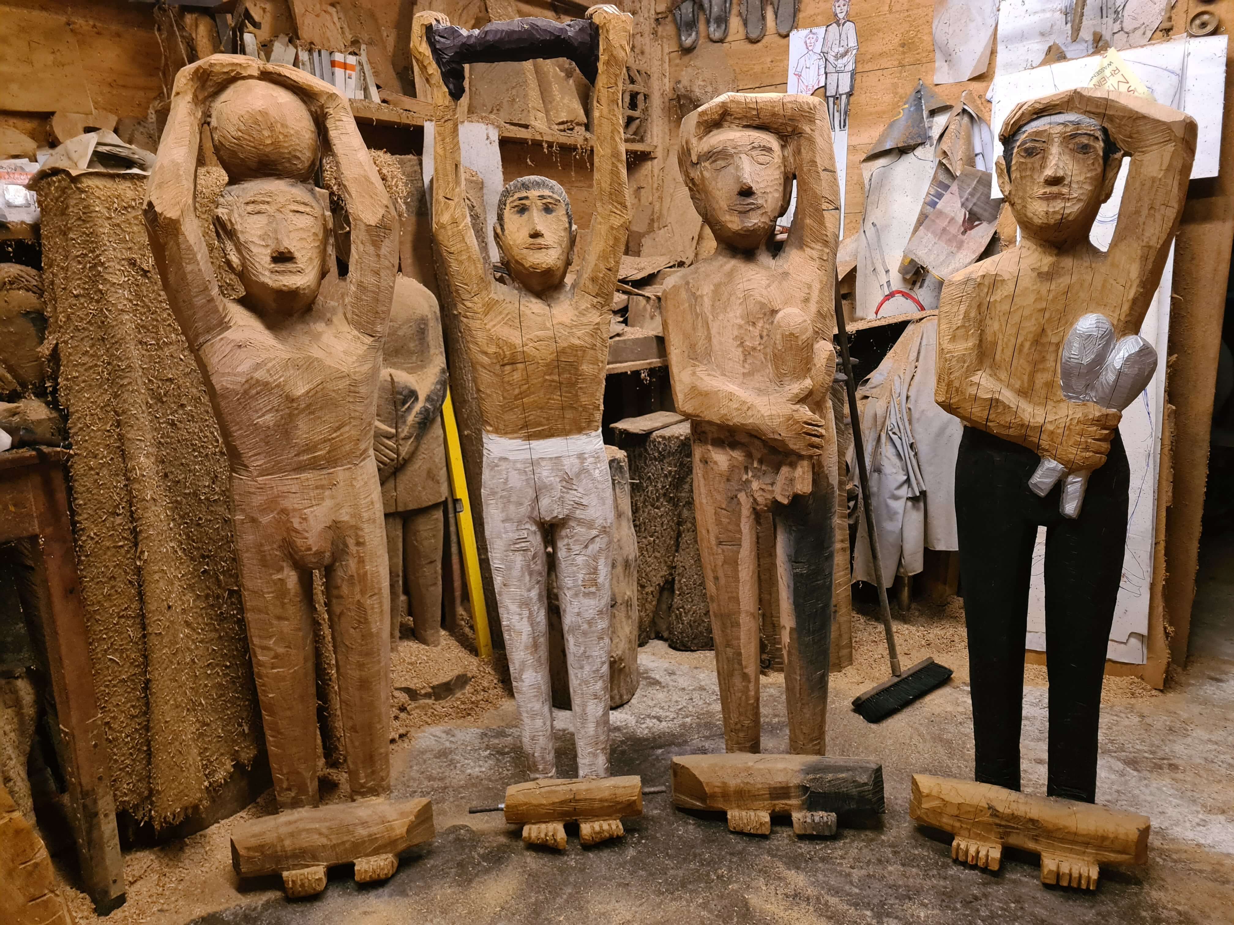 Blick ins Atelier    Trapezkünstler/Eichenholz